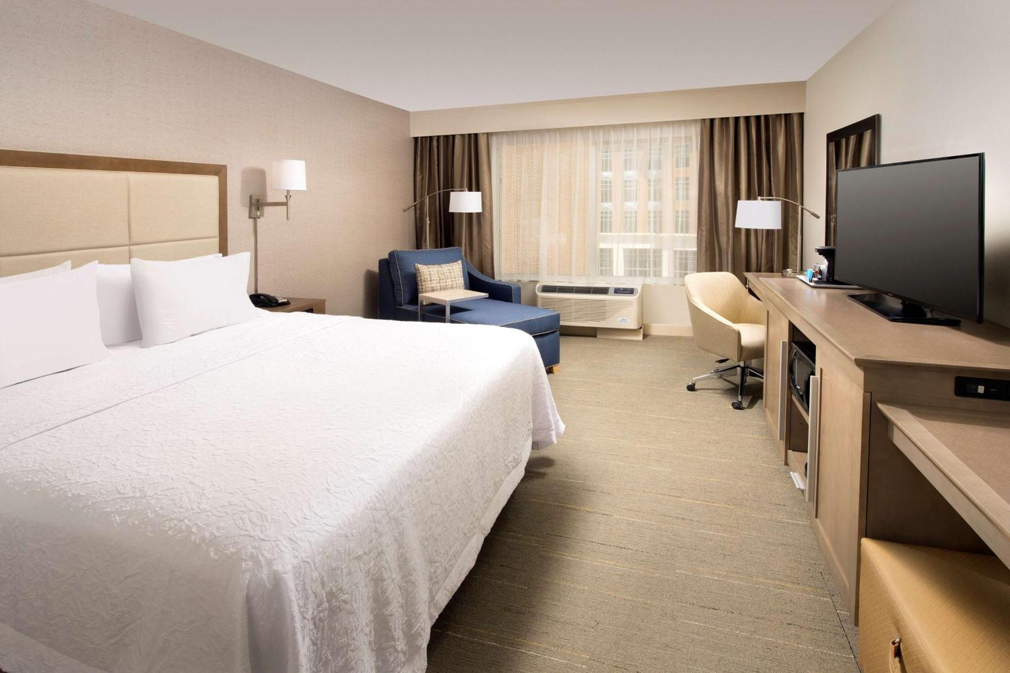 Hampton Inn Wilmington Downtown Buitenkant foto